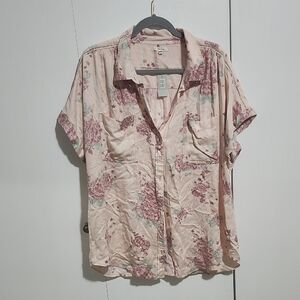 NWT Maurices Floral Button Up